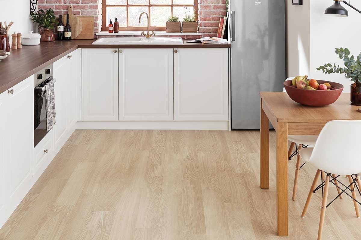 Karndean Knight Tile Dutch Limed Oak Rigid Core LVT SCB-KP154-6
