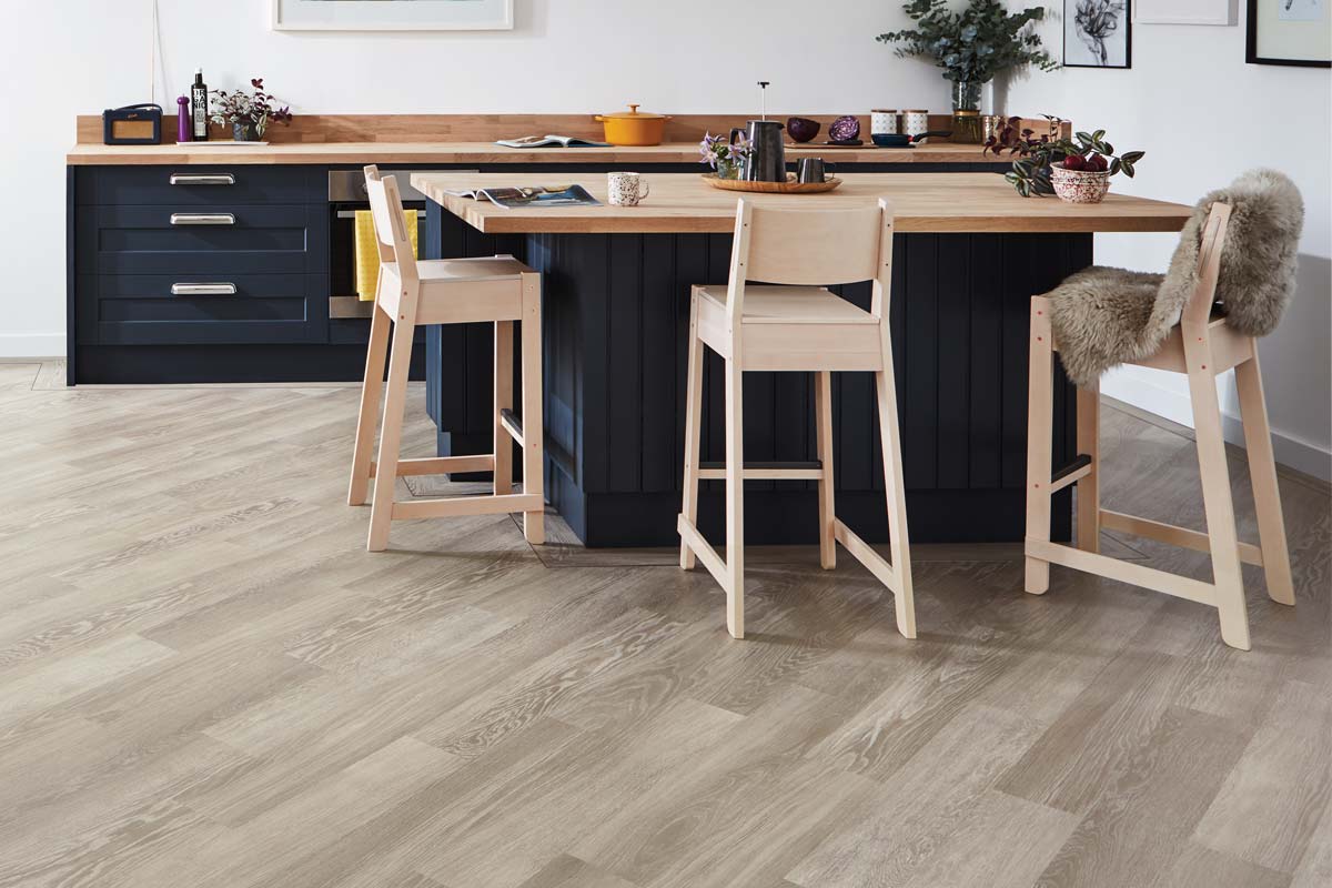 Karndean Knight Tile Grey Limed Oak Rigid Core LVT SCB-KP138-6