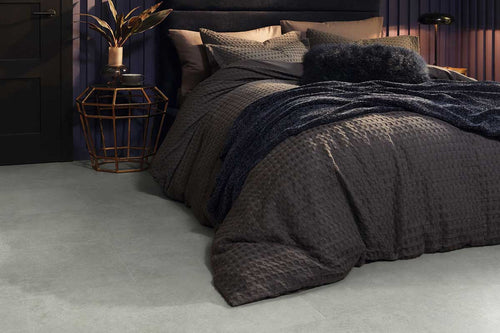 Karndean Art Select Pavimento Bianco Gluedown Luxury Vinyl Tile LM42