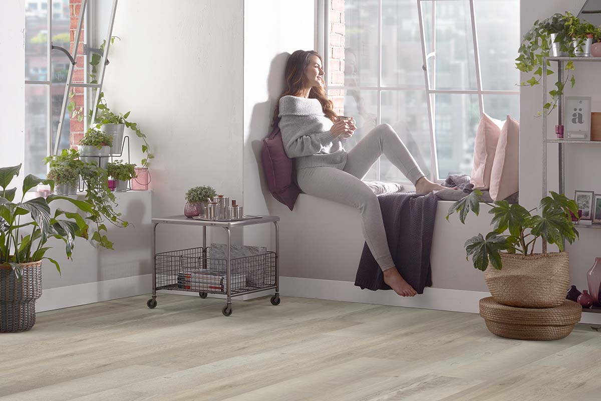 Polyflor Colonia PUR Cliff Top Oak Gluedown LVT 4438