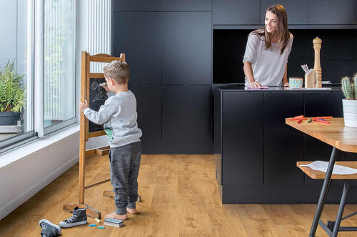 Quick-Step Bloom Autumn Oak Honey Click Vinyl Built-in Underlay AVMPU40088