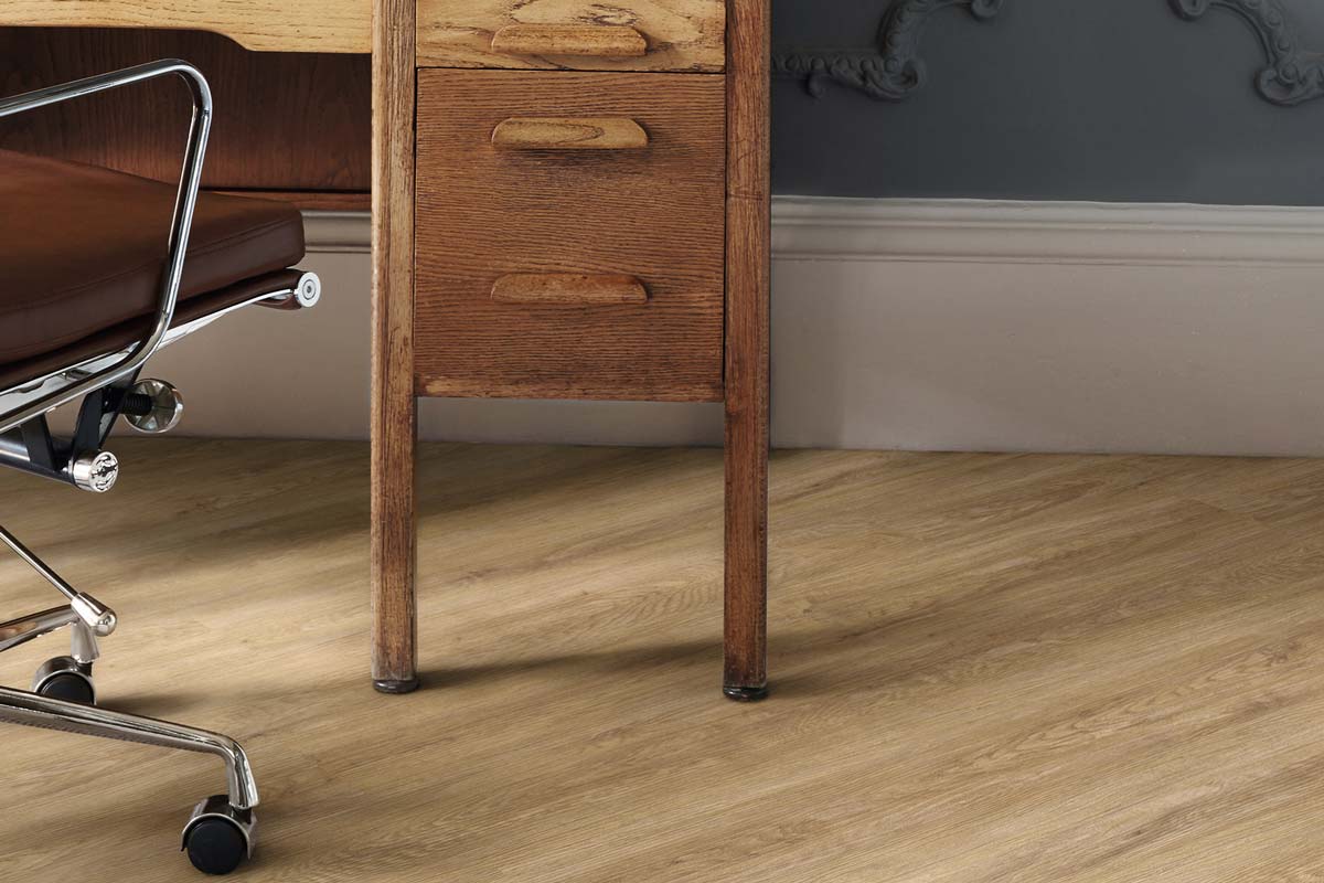 Polyflor Camaro Sienna Oak Gluedown Plank LVT 2248