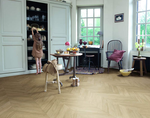 Quick-Step Impressive Patterns Chevron Oak Medium Click Chevron Laminate IPA4160