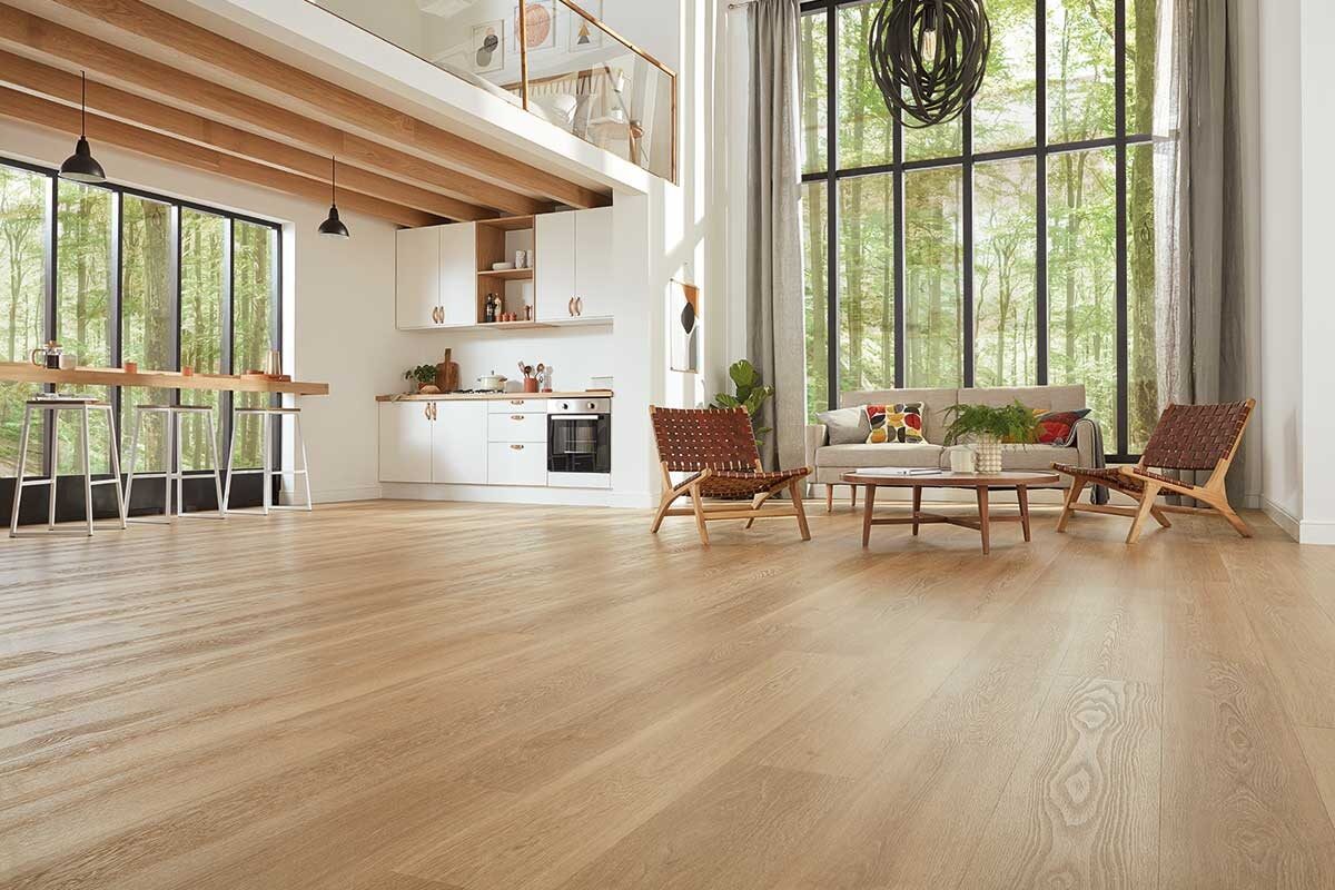 Karndean Van Gogh Warm Brushed Oak Rigid Core LVT VGW121T-RKP