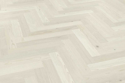 Karndean Knight Tile Washed Scandi Pine Gluedown Herringbone LVT SM-KP132