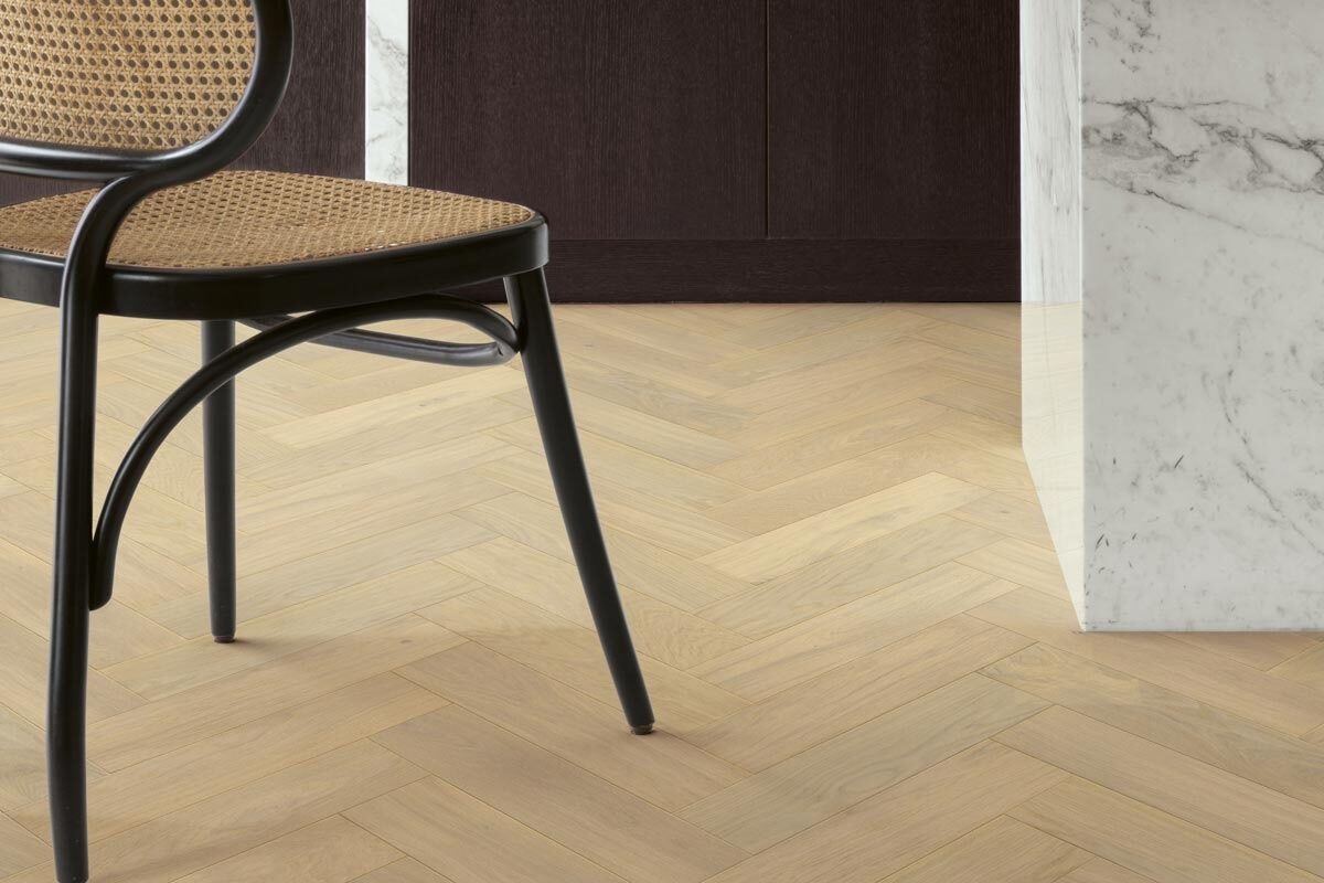 Quickstep Disegno Creamy Oak Herringbone Engineered Flooring DIS4856S