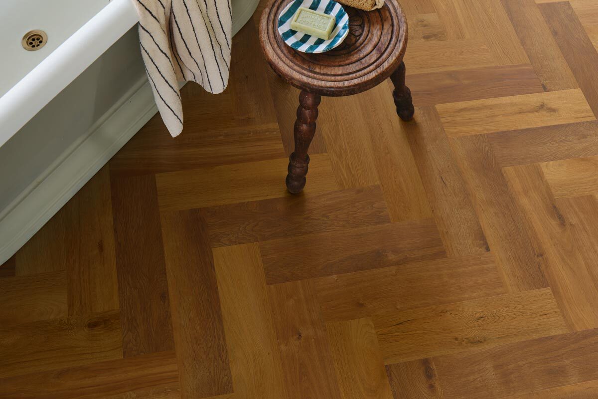 Karndean Van Gogh Classic Oak Gluedown Herringbone LVT SM-VGW86T