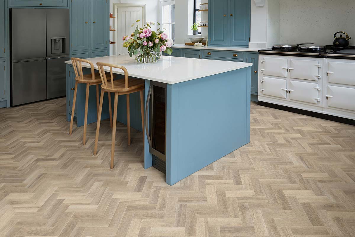 Polyflor Colonia PUR Bloomfield Oak Small Parquet Gluedown LVT 4642