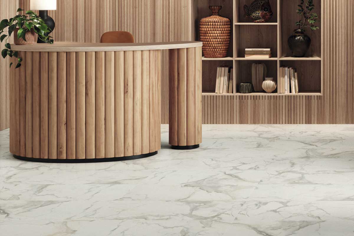 Karndean Art Select Calacatta d'Oro Gluedown Luxury Vinyl Tile LM33