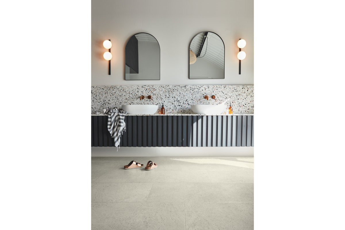 Karndean Art Select Caliza Classico Gluedown Luxury Vinyl Tile LM39