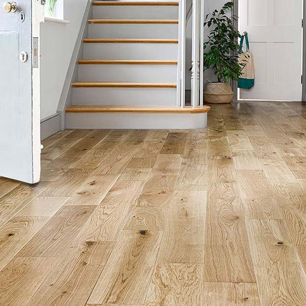 Natura 18mm x 150mm Classic Oak Solid Wood Natural Lacquer SRW-NT-18-502