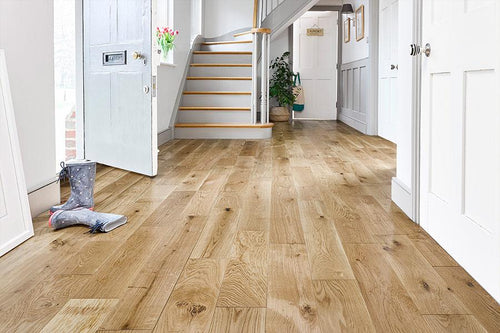 Natura 18mm x 150mm Classic Oak Solid Wood Natural Lacquer SRW-NT-18-502