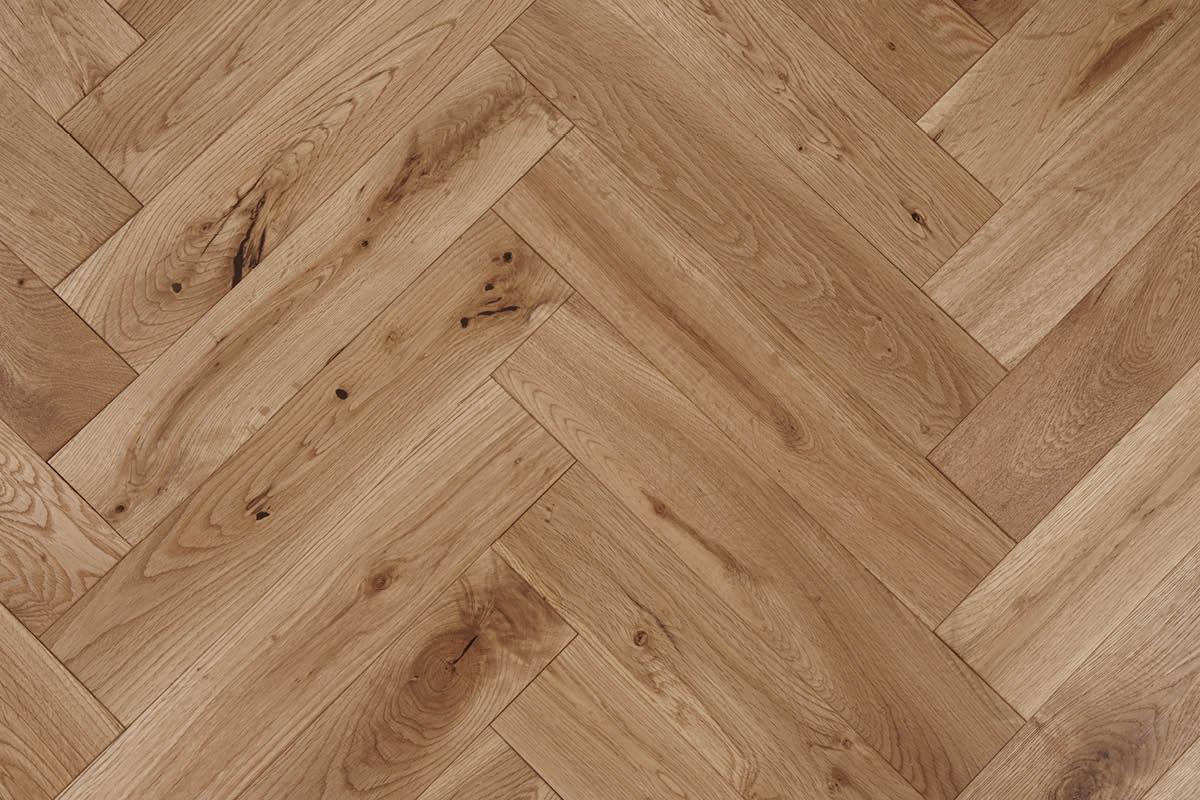 Natura 18mm x 90mm Rustic Oak Solid Wood Natural Brushed & Oiled SOL-NTHB-14-3680