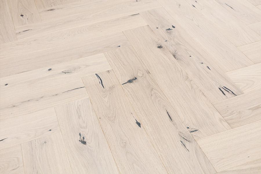 Natura 14mm x 130mm Oak Pearl Herringbone Engineered Wood Lacquered RW-NTHB-14-218