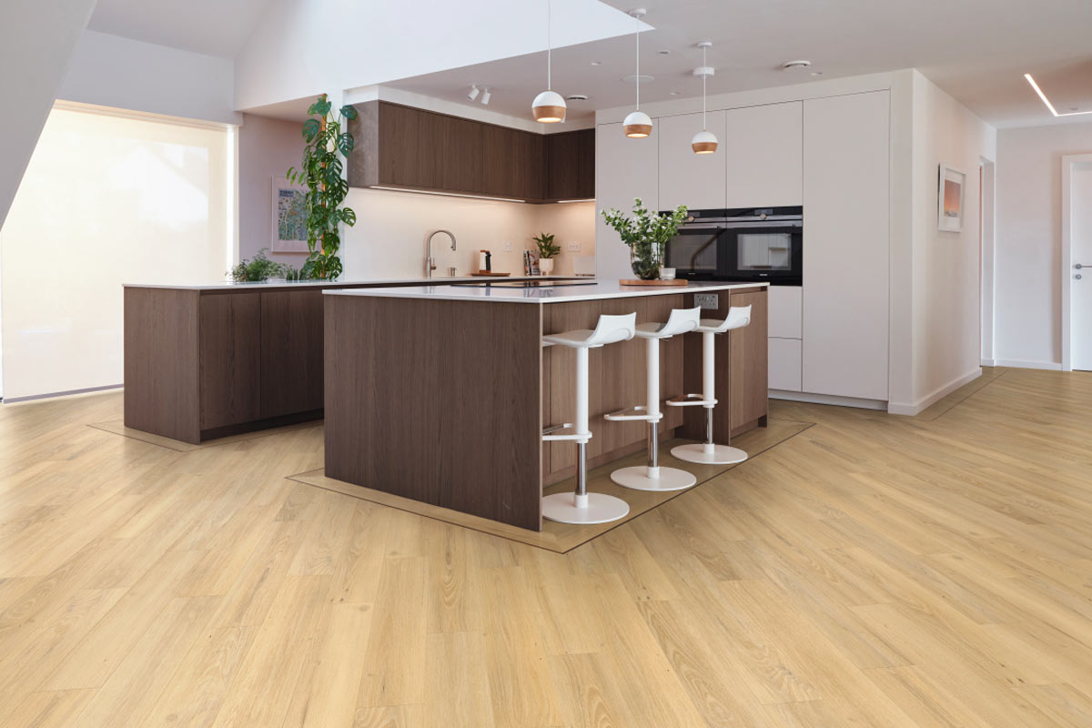 Karndean Knight Tile Wells Acacia Gluedown LVT KP160
