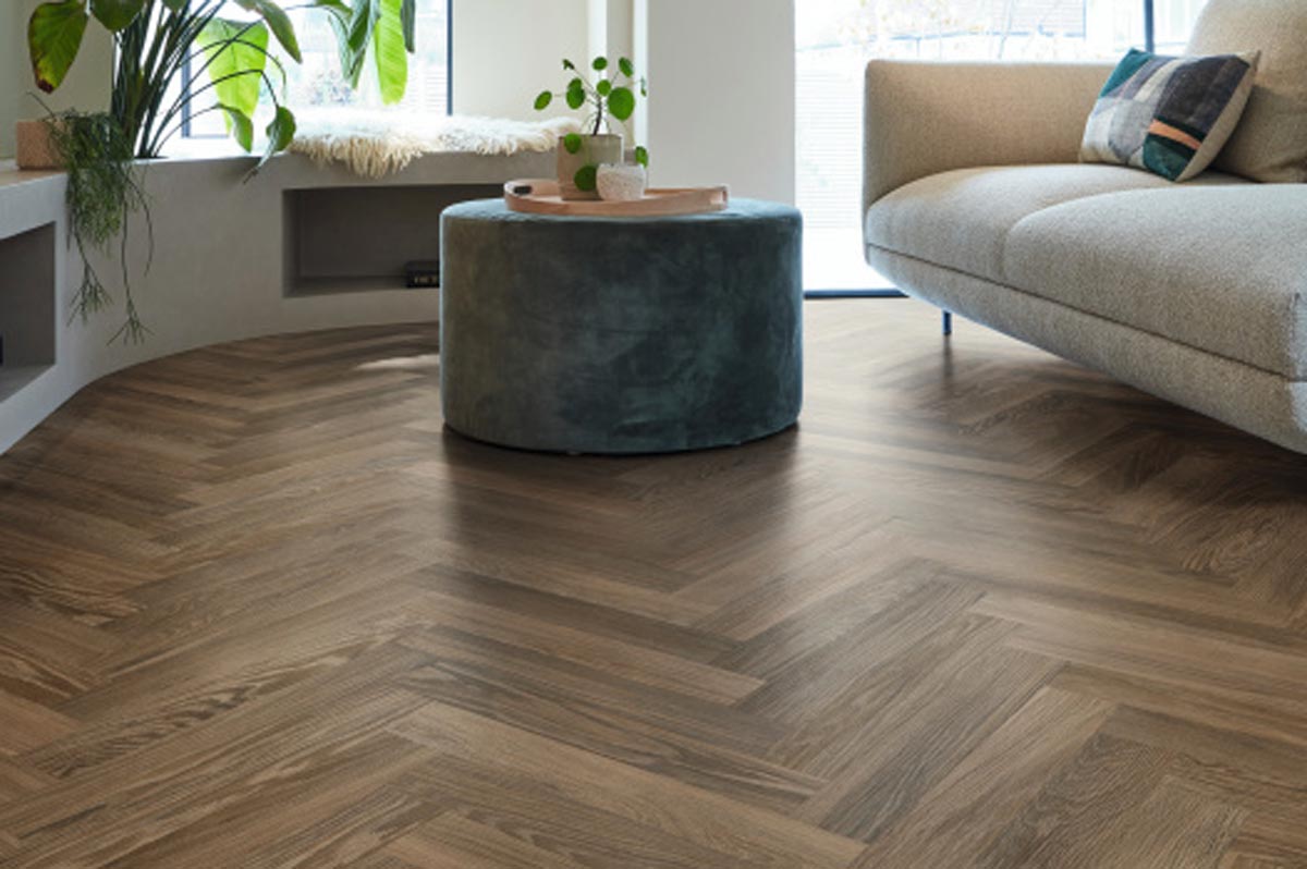 Karndean Knight Tile Cocoa Limed Oak Gluedown Herringbone SM-KP165