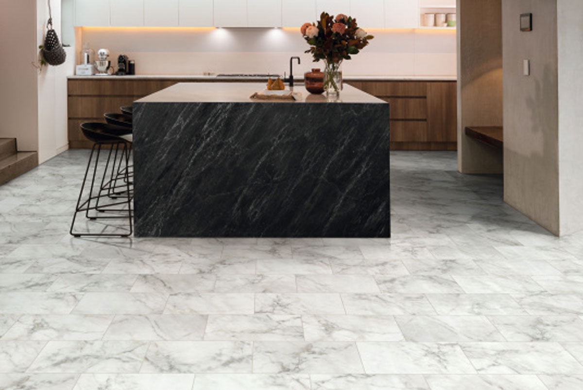 Karndean Knight Tile River Marble Gluedown LVT ST31