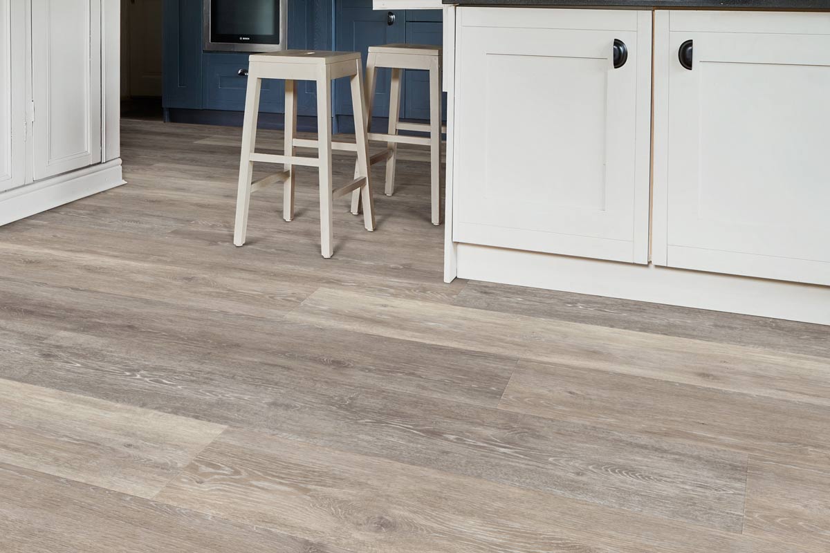 Polyflor Camaro Boathouse Oak Gluedown LVT 2242