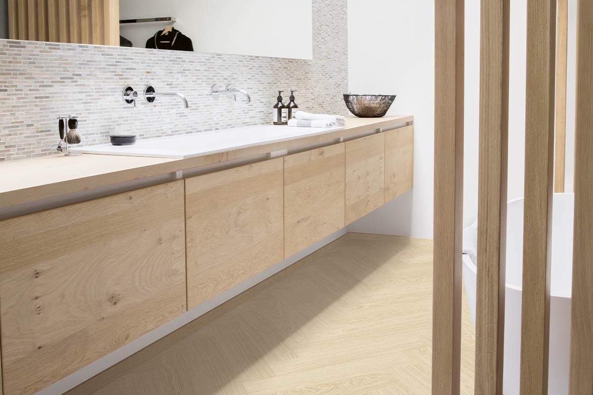 Quick-Step Ciro Pure Oak Polar Herringbone Click Vinyl Built-in Underlay AVHBU40361