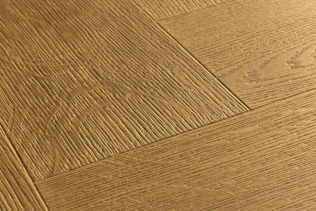 Quick-Step Impressive Design Cinnamon Oak Click Herringbone Laminate IMD8244