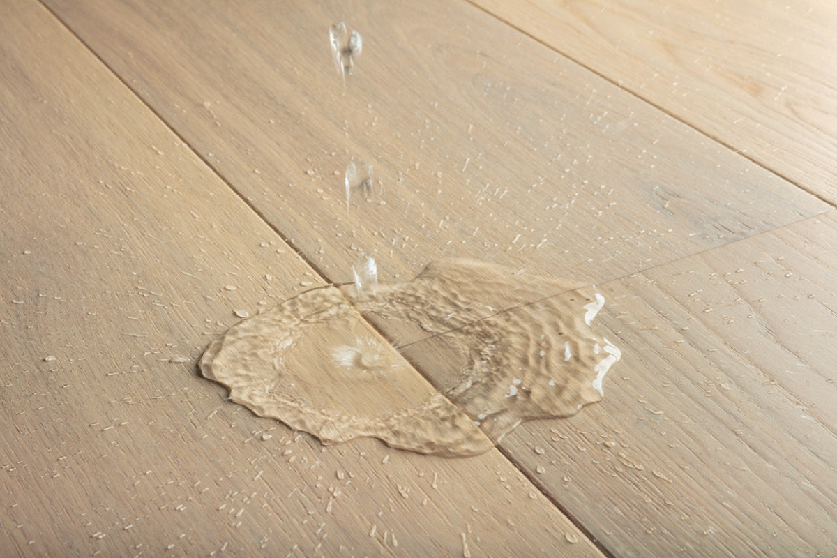 Quick-Step Cascada Lily White Oak Extra Matt Lacquered Waterproof Wood Flooring CASC5106