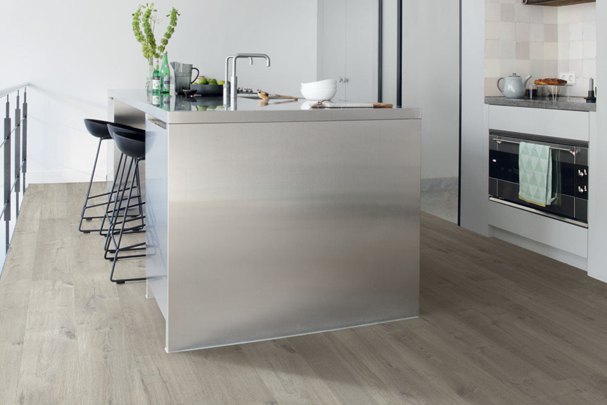 Quick-Step Impressive Soft Oak Grey Click Laminate IM3558