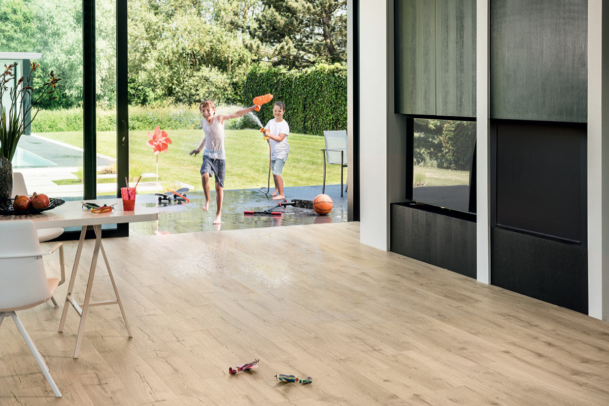 Quick-Step Impressive Ultra Classic Oak Beige Click Laminate IMU1847