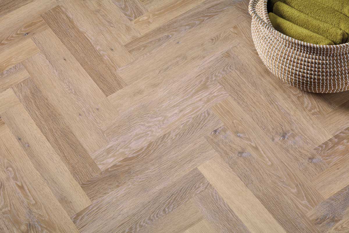 Karndean Knight Tile Rose Washed Oak Gluedown Herringbone LVT SM-KP95