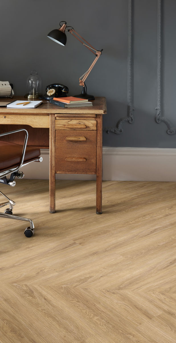 Polyflor Camaro Sienna Oak Gluedown Plank LVT 2248