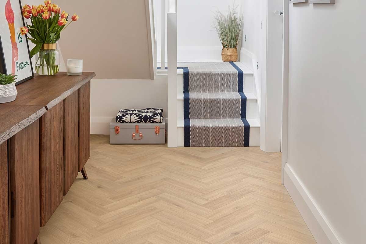 Karndean Van Gogh Canadian Nude Oak Gluedown Herringbone LVT SM-VGW8117