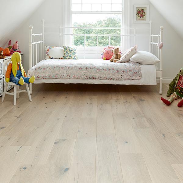 Natura 14mm x 180mm Blonde Oak Engineered Wood Brushed & Lacquered RW-NT-14-201