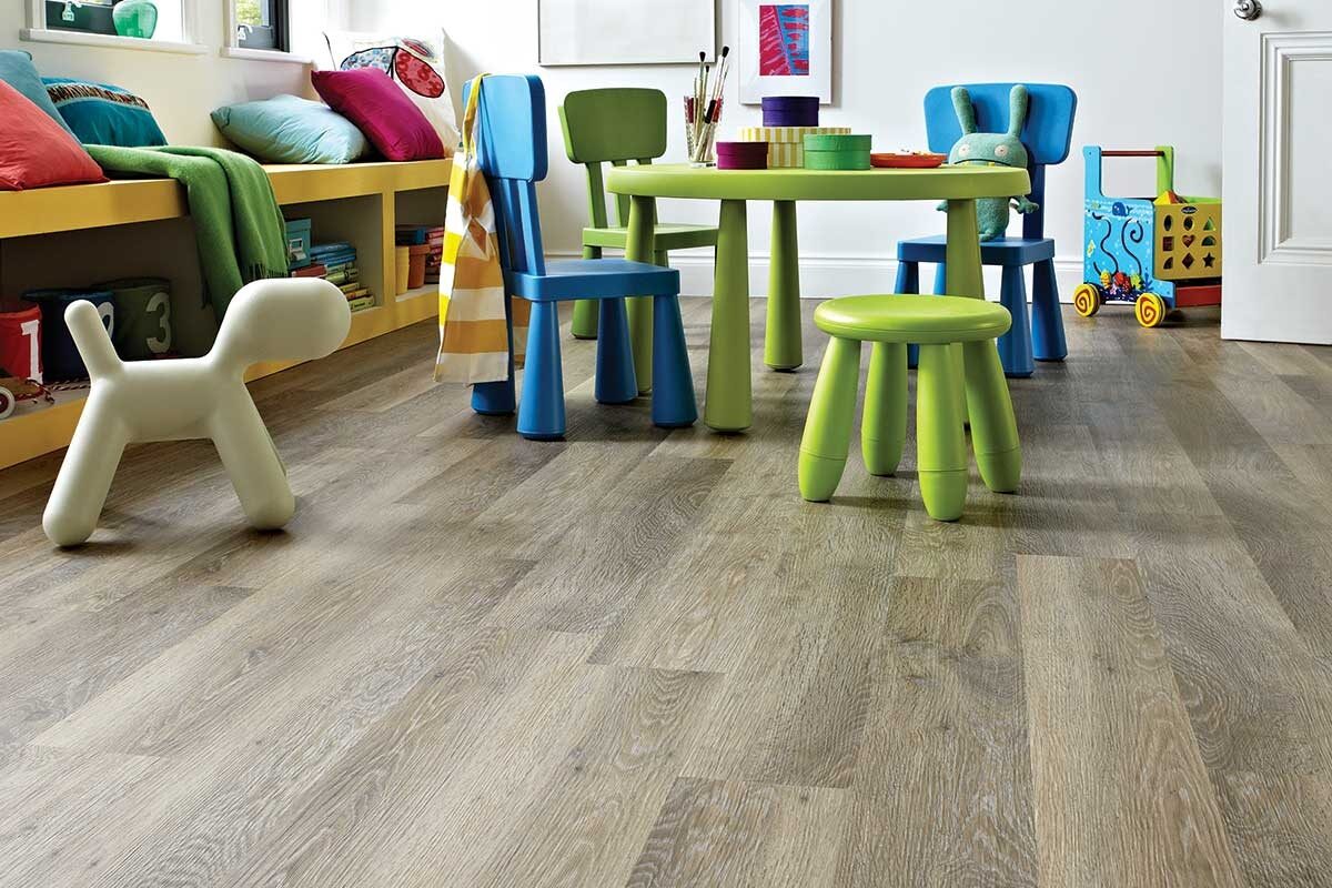 Karndean Knight Tile Lime Washed Oak Gluedown LVT KP99
