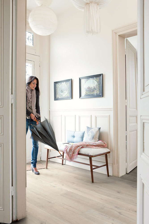 Quick-Step Impressive Ultra Soft Oak Light Click Laminate IMU1854