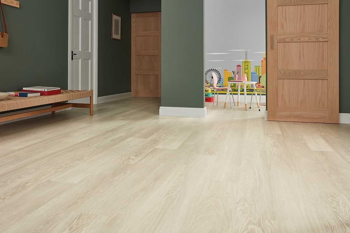 Karndean Knight Tile Nordic Limed Oak Gluedown LVT KP153