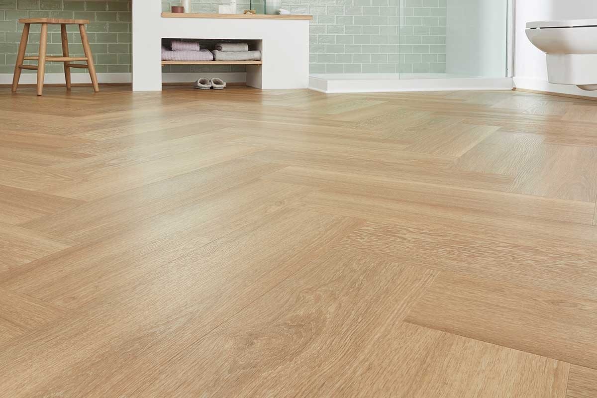Karndean Van Gogh Warm Brushed Oak Rigid Core Herringbone LVT SM-VGW121T-RKP