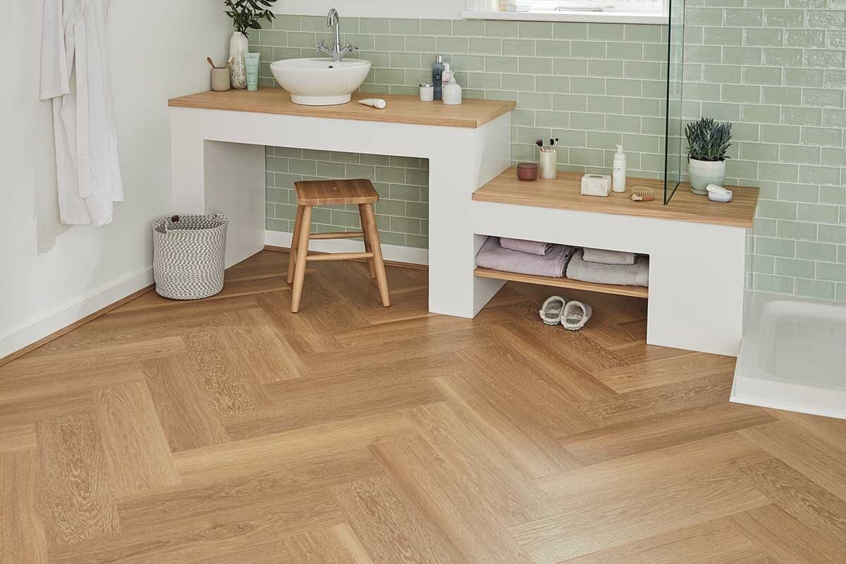 Karndean Van Gogh Warm Brushed Oak Rigid Core Herringbone LVT SM-VGW121T-RKP
