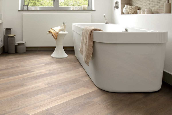 Karndean Knight Tile Rosewashed Oak Rigid Core LVT SCB-KP95-6