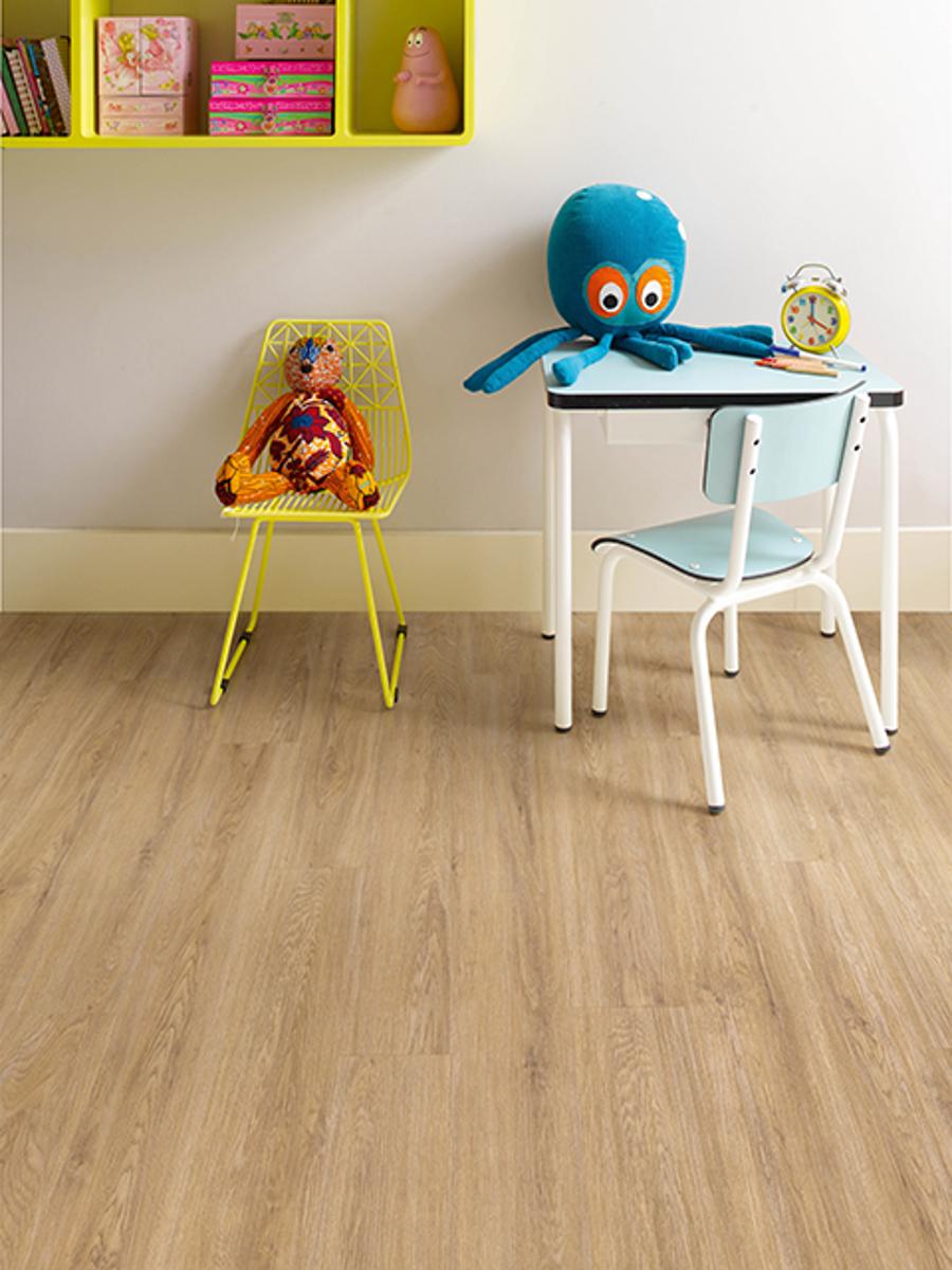 Polyflor Camaro Sienna Oak Gluedown Plank LVT 2248