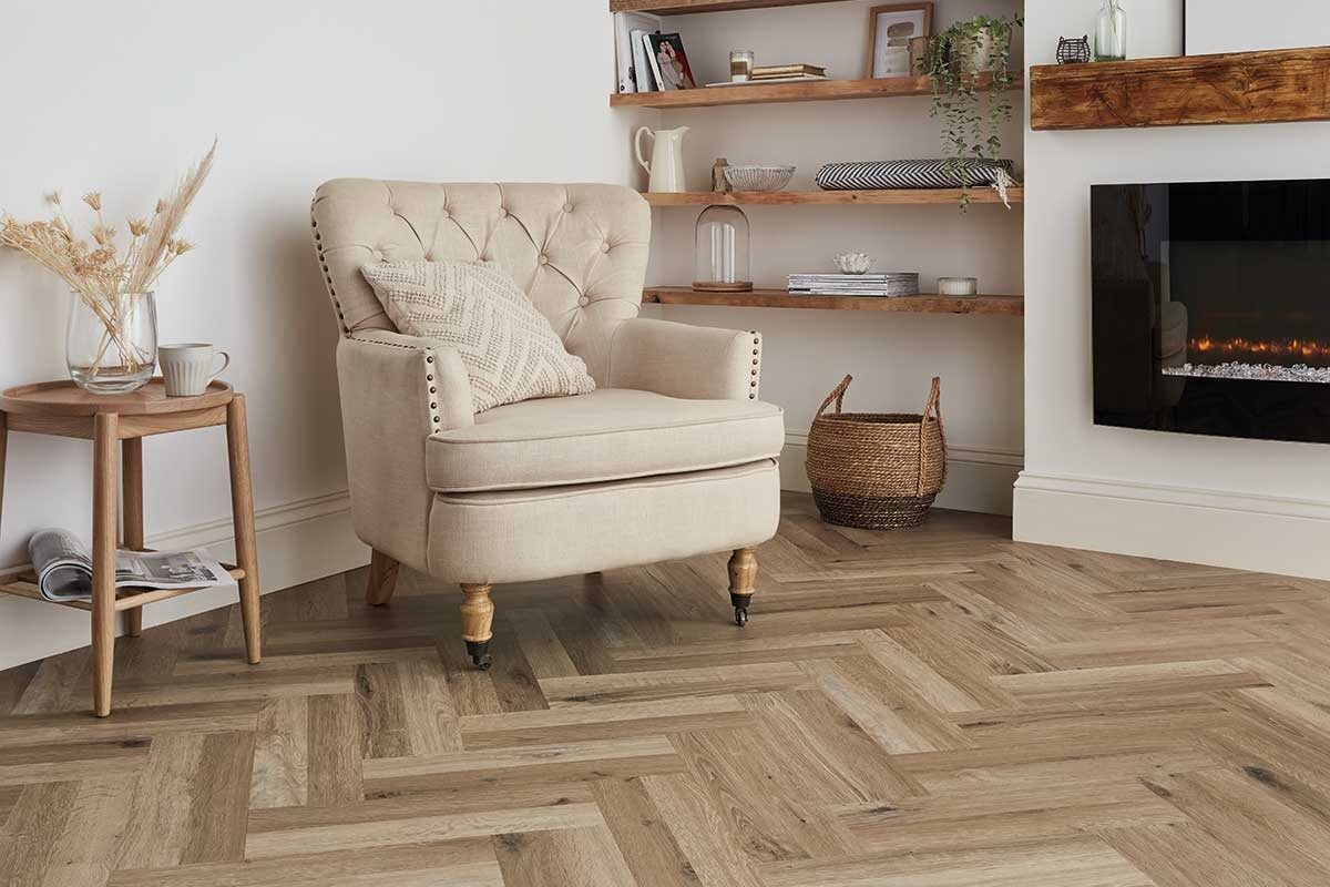 Karndean Knight Tile Washed Character Oak Gluedown Herringbone SM-KP144